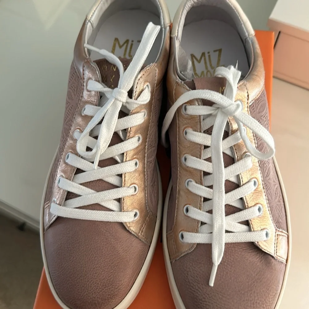 🥳HP🥳 💕 Miz Mooz Nylon & Leather Sneakers - Veronica💕 - Picture 8 of 9